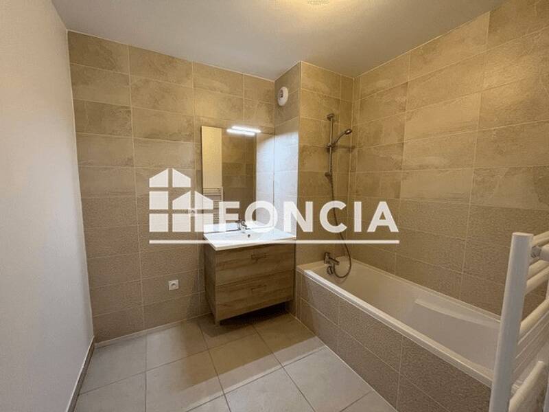 Maison à louer, 63m², NIMES