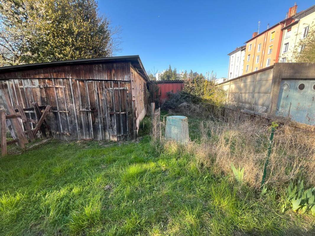 Appartement 2 pièces de 42 m² à Villeurbanne — 9
