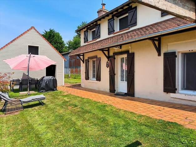 Maison à vendre 98 000 € 3 pièces 2 chambres 66,7 m² 390 m² de terrain La Vernelle 36600