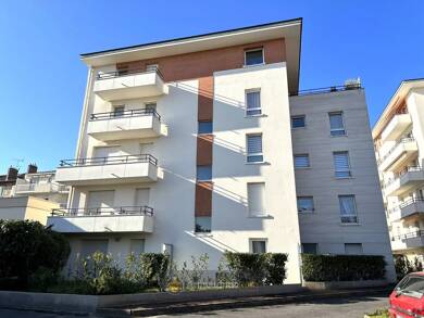 Appartement à louer 881 € 1 pièce 32,4 m² 2ème étage Les Callais Eaubonne 95600