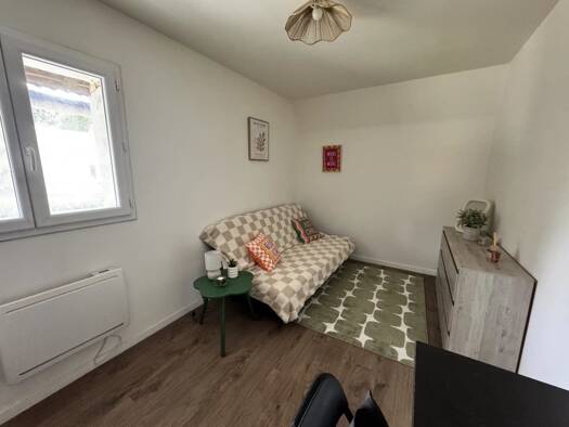 Studio à louer 400 € 1 pièce 17,5 m² 1er étage Centre Ville Saint-Quentin 02100