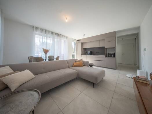Appartement à vendre - Première occupation 265 000 € 3 pièces 2 chambres 64 m² Étage 2/3 Briquerie Thionville 57100