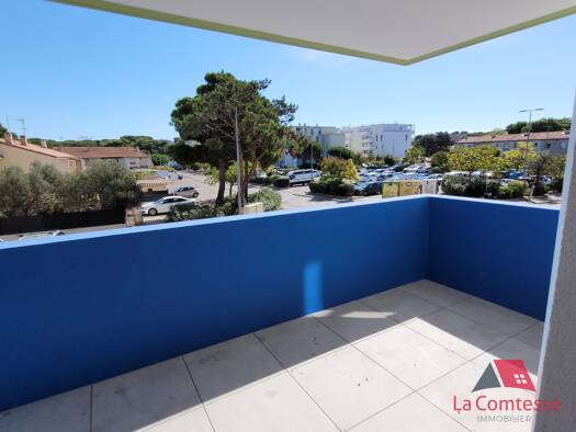 Appartement à louer 916 € 3 pièces 2 chambres 67,3 m² Étage 1/4 Istres 13800