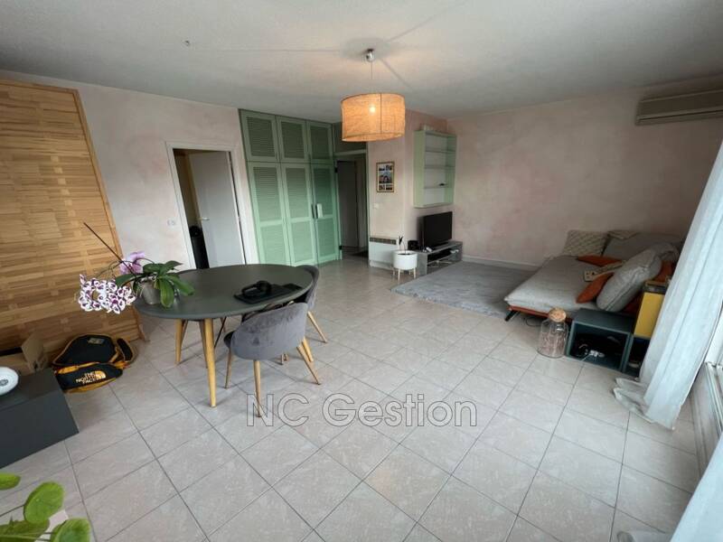 Maison à louer, 52m², VALBONNE