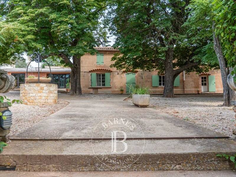 Maison à vendre, 1400m², AIX EN PROVENCE