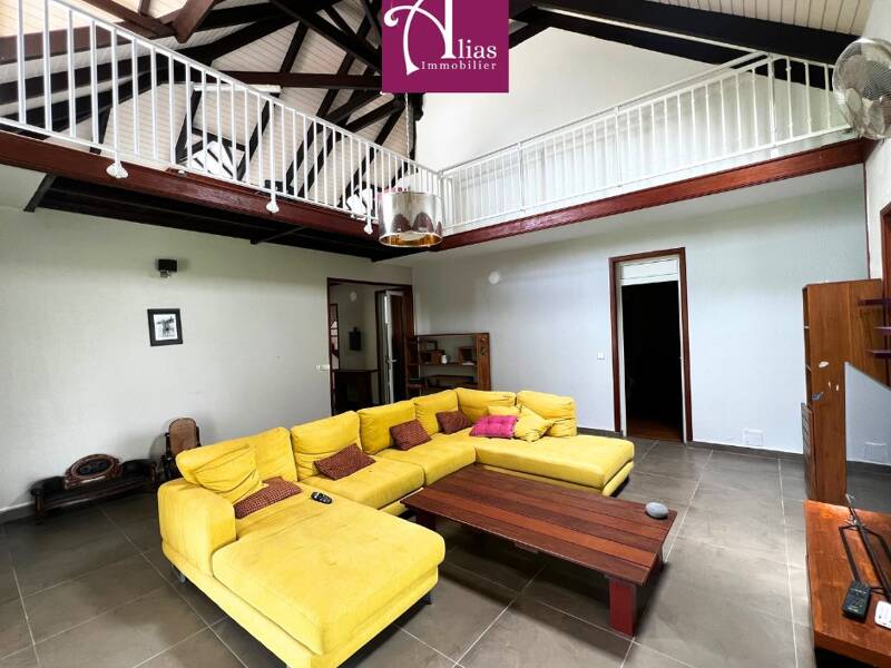 Maison à louer, 216m², LAMENTIN