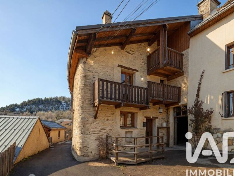 Maison à vendre, 138m², AURIS