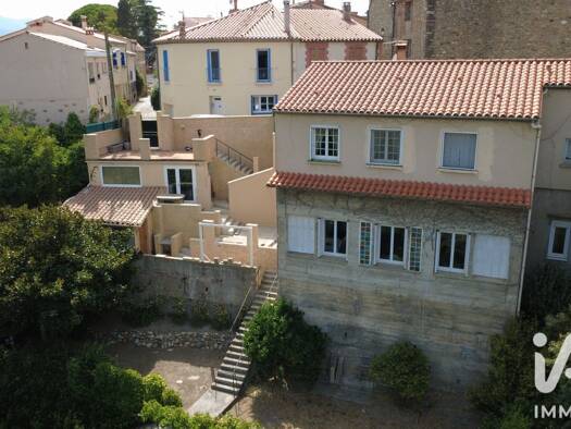 Maison à vendre 490 000 € 6 pièces 3 chambres 180 m² 2 442 m² de terrain Centre Ville Le Boulou 66160