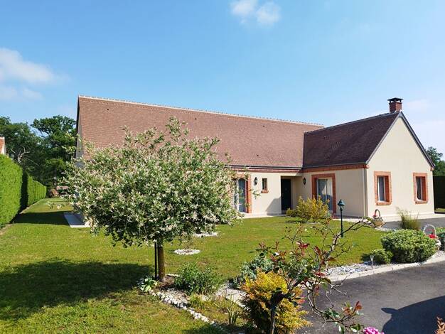 Maison de plain-pied à vendre 299 000 € 7 pièces 4 chambres 177 m² 2 953 m² de terrain Billy 41130