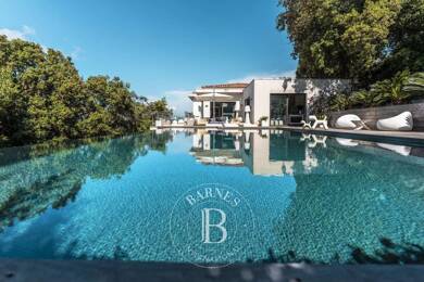 Maison de plain-pied à vendre 1 730 000 € 5 pièces 3 chambres 200 m² 2 100 m² de terrain Résidence des Îles Ajaccio 20000