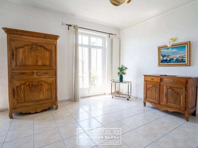 Maison à louer, 111m², MARSEILLE 8E