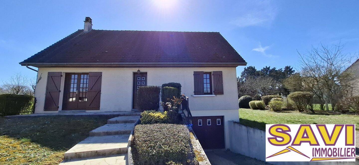 Maison à vendre, 121m², FERRIERES EN GATINAIS