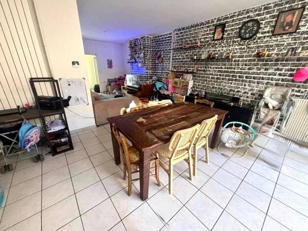 Immeuble à vendre 146 000 € 198 m² Saint Jean Saint-Quentin 02100