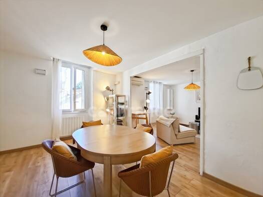 Duplex à vendre 215 000 € 5 pièces 3 chambres 105 m² Étage 1/3 Bellecroix-Pont d'Avignon Villeneuve-lès-Avignon 30400