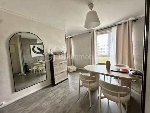 Appartement à vendre 134 000 € 3 pièces 2 chambres 47 m² Étage 2/4 Meissonier Poissy 78300