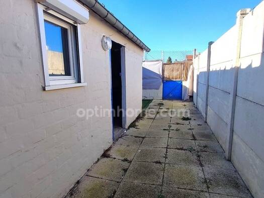 Maison de ville à vendre 68 500 € 4 pièces 2 chambres 64 m² Neuville-Saint-Amand 02100