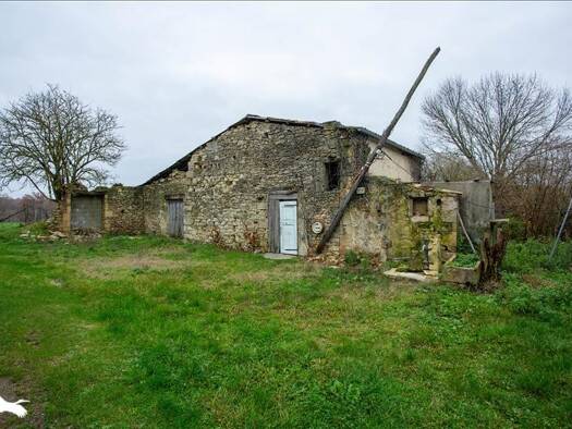 Maison à vendre 118 800 € 4 pièces 3 chambres 185 m² 1 486 m² de terrain Rimons 33580