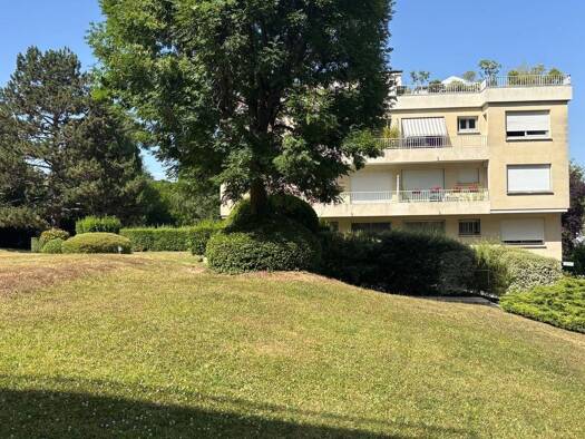 Appartement en viager occupé Bouquet 75 000 € 5 pièces 3 chambres 102 m² RDC/4 Le Plateau Louveciennes 78430