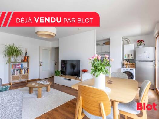 Appartement à vendre 215 250 € 3 pièces 2 chambres 61,7 m² Étage 2/3 Acigné 35690