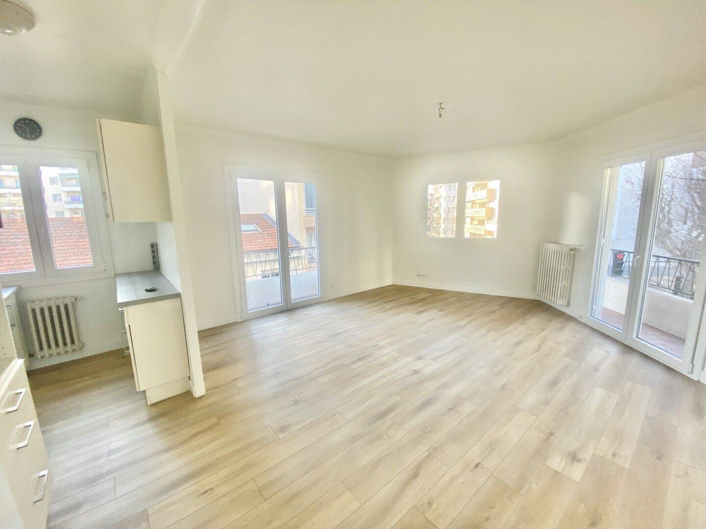 Maison à louer, 45m², ANTIBES