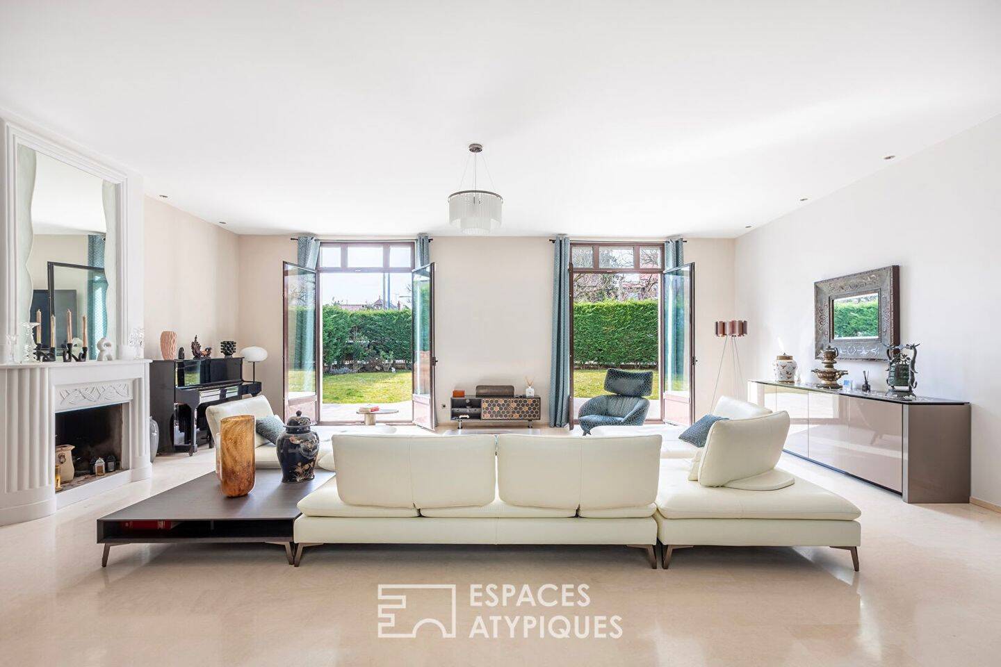 Maison à vendre, 350m², SAINT MAUR DES FOSSES