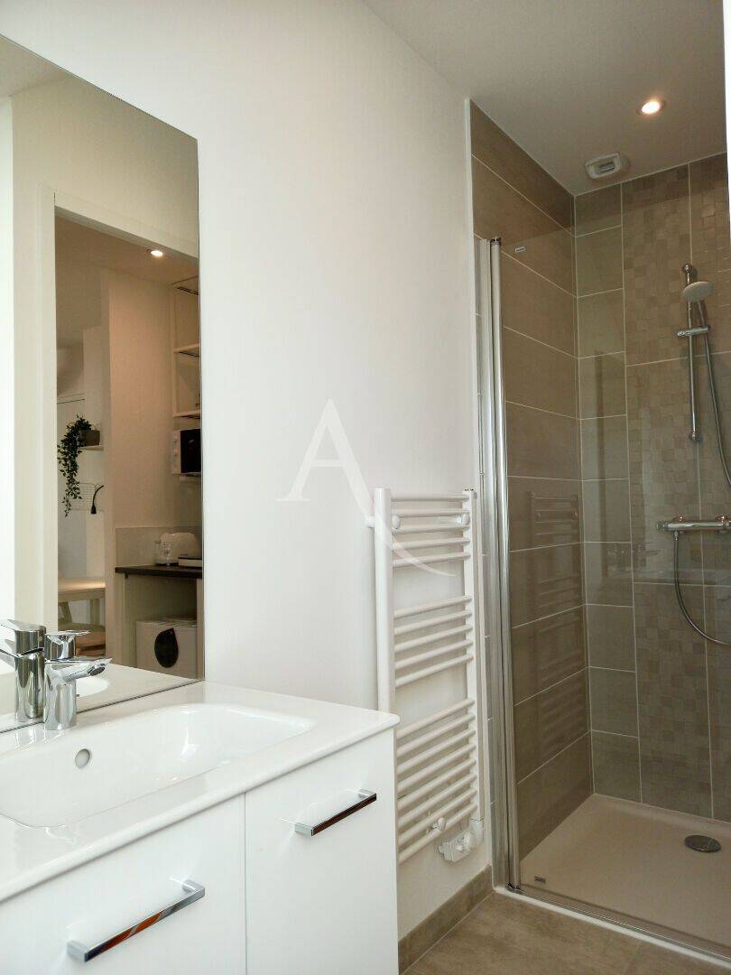 CHAMBRE DE 19 M² DANS UNE MAISON DE 132 M² - MEUBLEE — 5