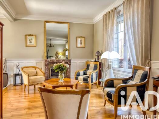 Maison de ville à vendre 750 000 € 6 pièces 5 chambres 154 m² 630 m² de terrain Saint Germain Compiègne 60200