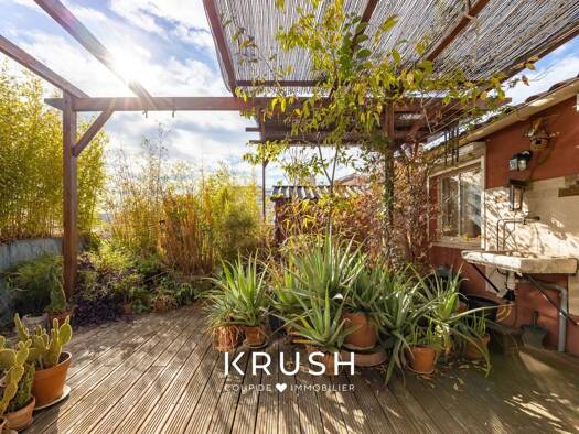 Appartement à vendre 770 000 € 1 pièce 2 chambres 256,4 m² Étage 3/3 Cinq Avenues Marseille 4ème arrondissement 13004