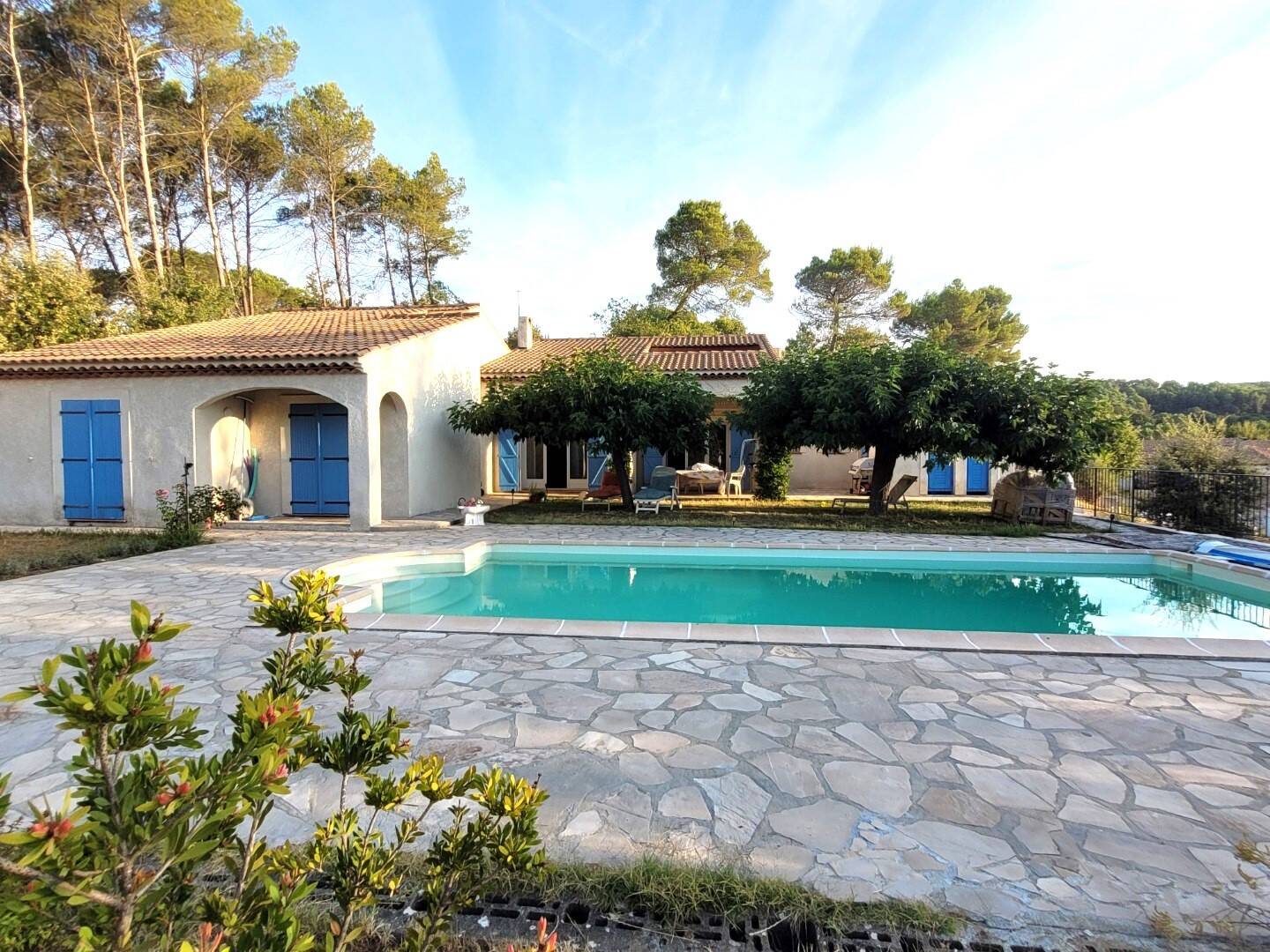 Maison à vendre, 146m², SAINT ANTONIN DU VAR