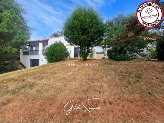Maison à vendre 250 000 € 6 pièces 5 chambres 152 m² 988 m² de terrain Buxerolles 86180