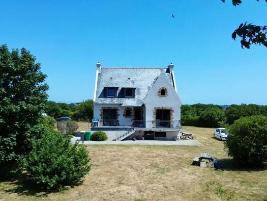Maison à vendre 445 000 € 8 pièces 5 chambres 134 m² 3 700 m² de terrain Locmaria-Plouzané 29280