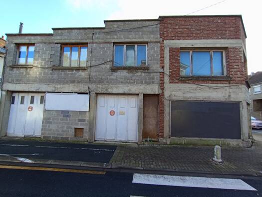 Maison à vendre 153 000 € 5 pièces 2 chambres 250 m² Béthune 62400