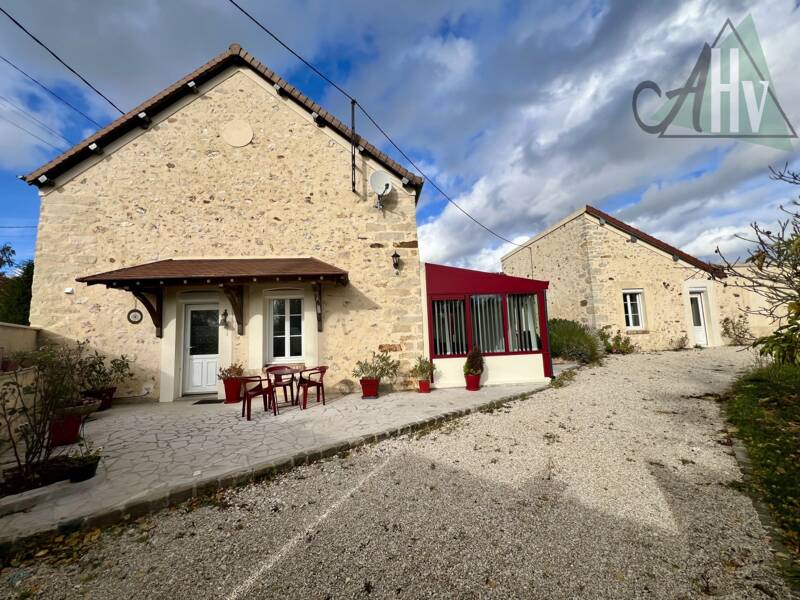 Maison à vendre, 237m², LOUAN VILLEGRUIS FONTAINE