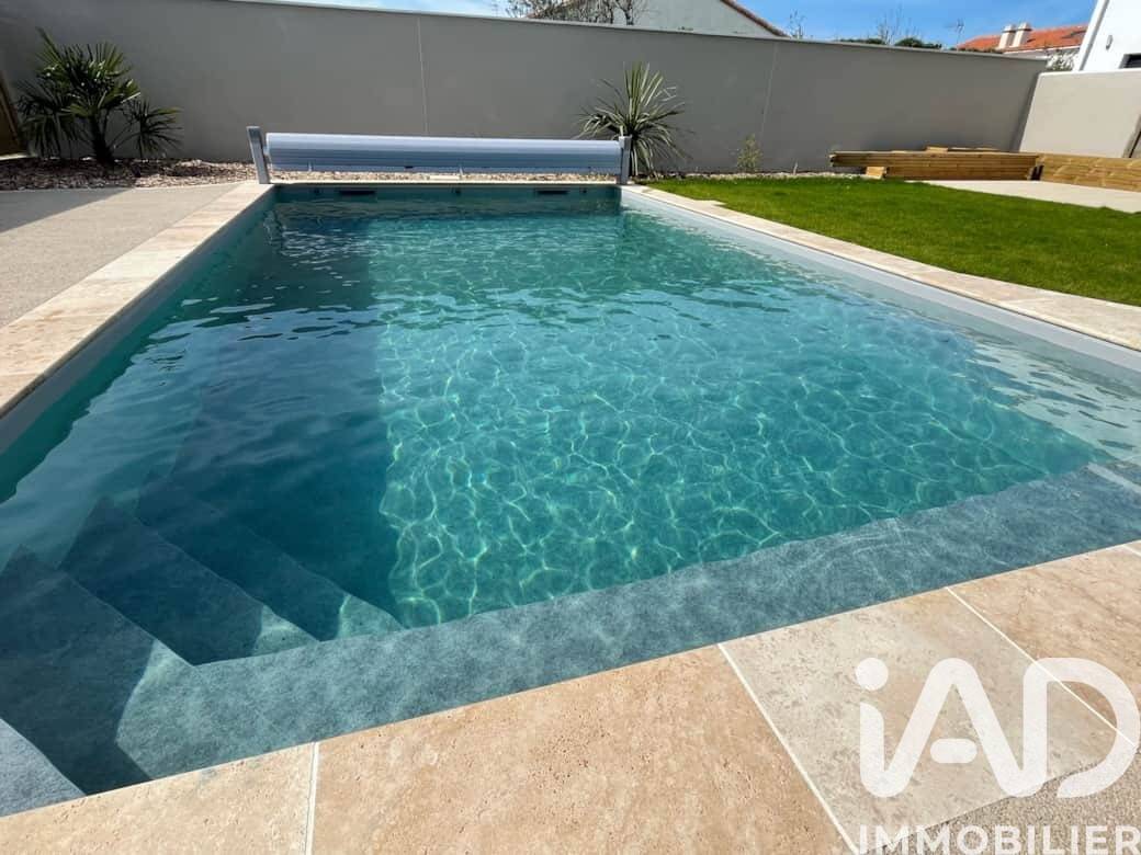 Maison à vendre, 169m², LONGEVILLE SUR MER