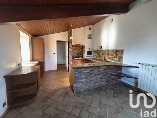 Maison à vendre 111 000 € 5 pièces 4 chambres 147 m² 1 040 m² de terrain Melle 79500