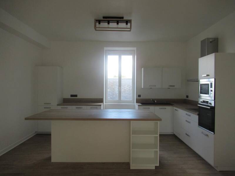 Maison à louer, 88m², SAINT YRIEIX LA PERCHE