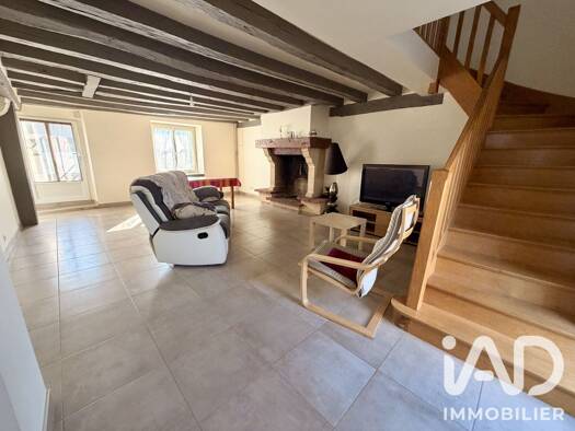 Maison à vendre 177 500 € 4 pièces 3 chambres 112 m² 233 m² de terrain Baule 45130