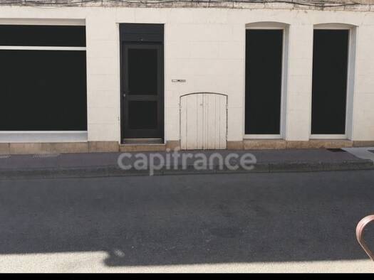 Local commercial à vendre 119 000 € 78 m² de surface de vente Palais de Justice-Saint Eusebe-Pont Auxerre 89000