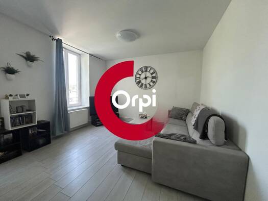 Appartement à louer 850 € 2 pièces 2 chambres 71,7 m² 2ème étage Estressin Vienne 38200