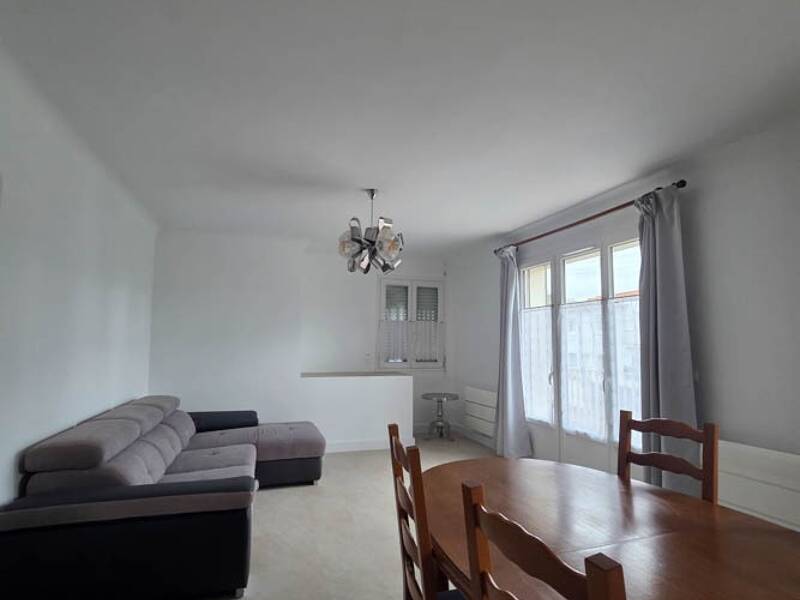 Maison à louer, 67m², SAINTES