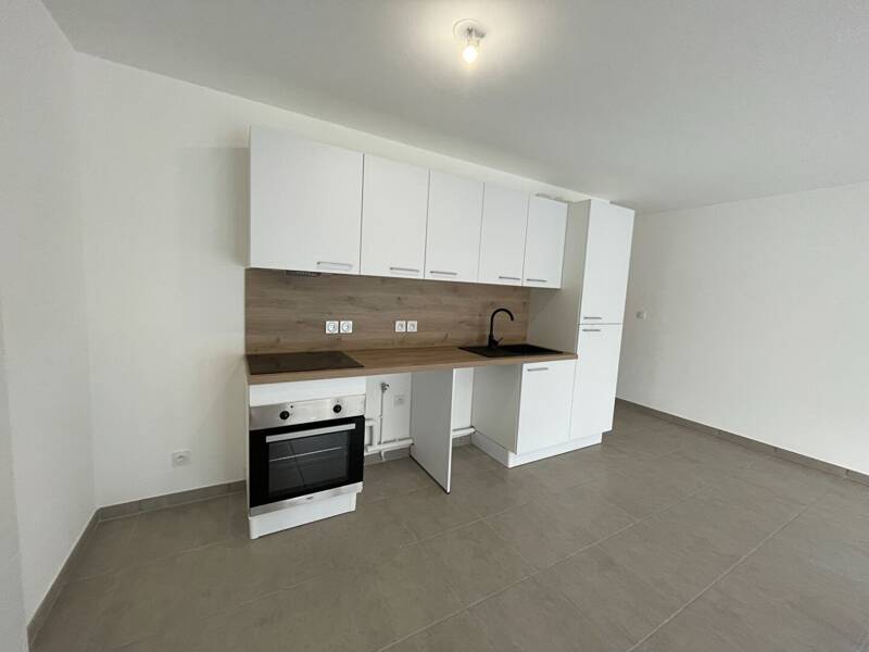 Maison à louer, 49m², SAINT PIERRE EN FAUCIGNY