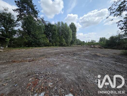 Terrain constructible à vendre 48 000 € 2 390 m² de terrain Sud Est Aire-sur-la-Lys 62120
