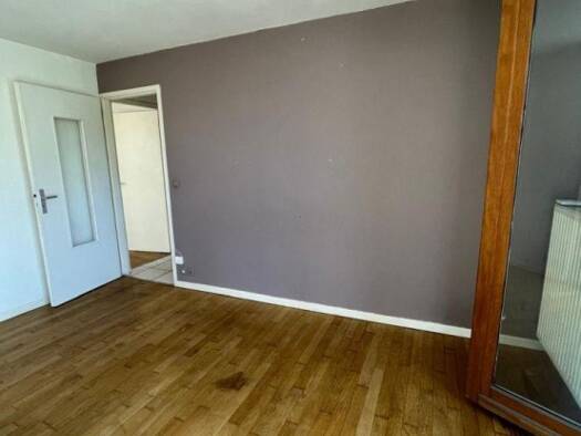 Appartement à louer 1 200 € 3 pièces 2 chambres 39 m² 2ème étage Annecy 74000