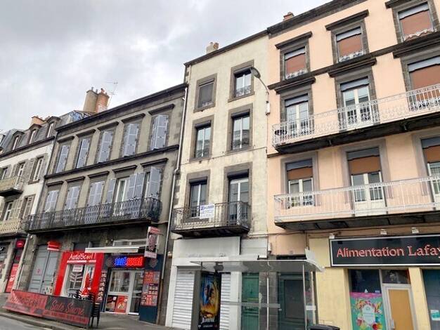Appartement à louer 520 € 2 pièces 1 chambre 44 m² 1er étage Clermont-Ferrand 63000