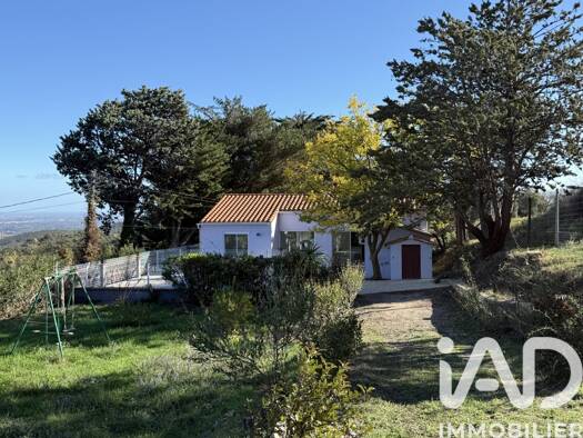 Maison de plain-pied à vendre 297 000 € 5 pièces 3 chambres 108,5 m² 4 646 m² de terrain Camélas 66300