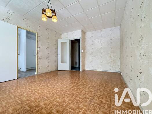 Appartement à vendre 127 000 € 2 pièces 1 chambre 52 m² RDC/5 Bréquigny Rennes 35200