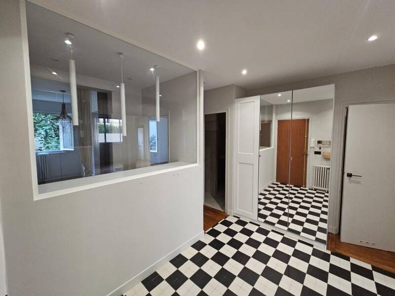 Maison à louer, 75m², PARIS 17E