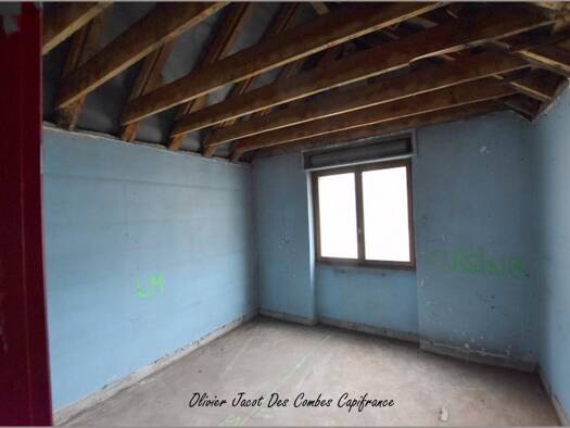 Maison à vendre 56 000 € 3 pièces 2 chambres 62 m² 70 m² de terrain Faubourg-Mont Bart Montbéliard 25200