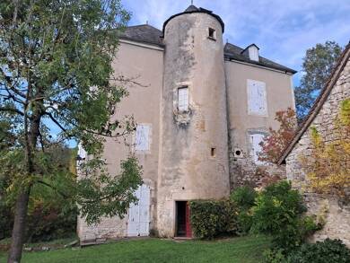Château à vendre 546 500 € 7 pièces 3 chambres 296 m² 4 728 m² de terrain Souillac 46200
