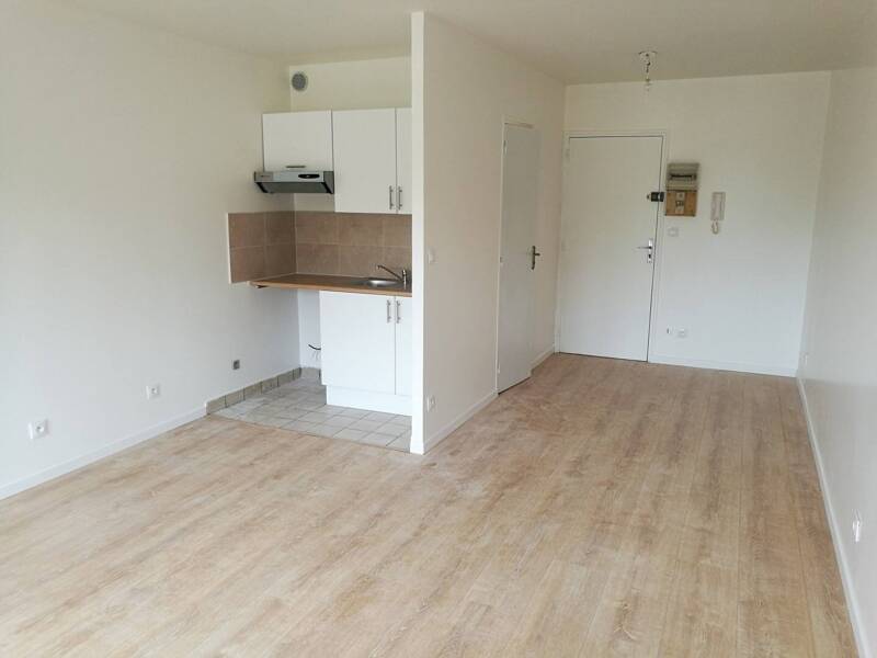 Maison à louer, 26m², VAUJOURS